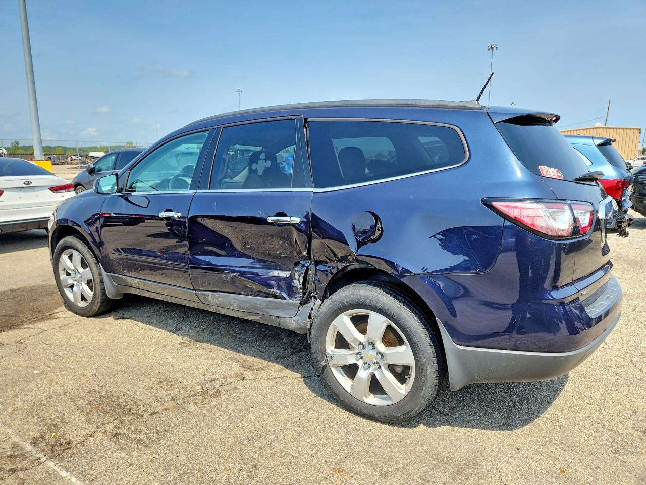 2016 CHEVROLET TRAVERSE LT — снимка 2