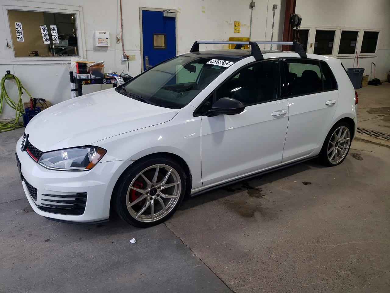 2015 VOLKSWAGEN GTI