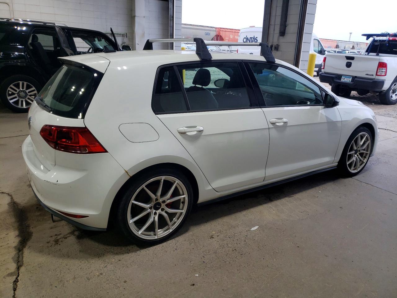 2015 VOLKSWAGEN GTI — снимка 3
