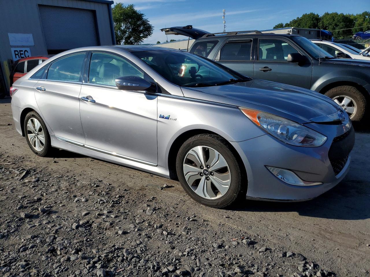 2015 HYUNDAI SONATA HYBRID LIMITED — снимка 4