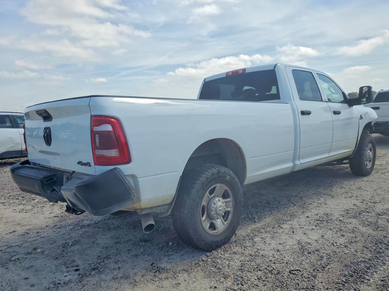 2023 RAM 3500 TRADESMAN — снимка 3
