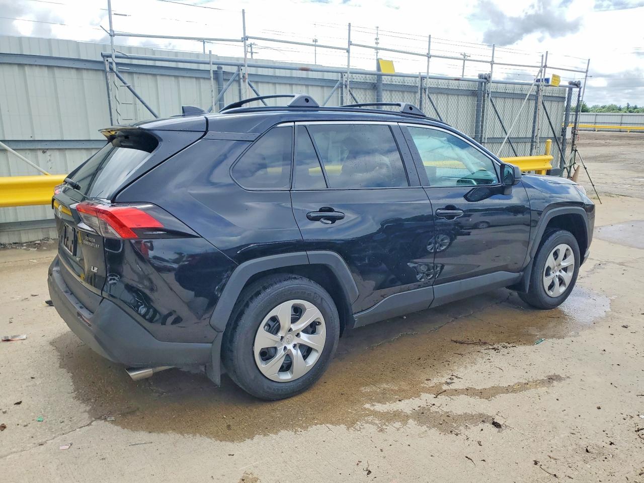 2020 TOYOTA RAV4 LE — снимка 3