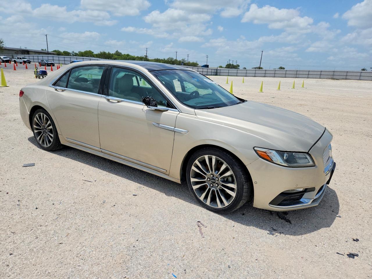 2017 LINCOLN CONTINENTAL SELECT — снимка 4