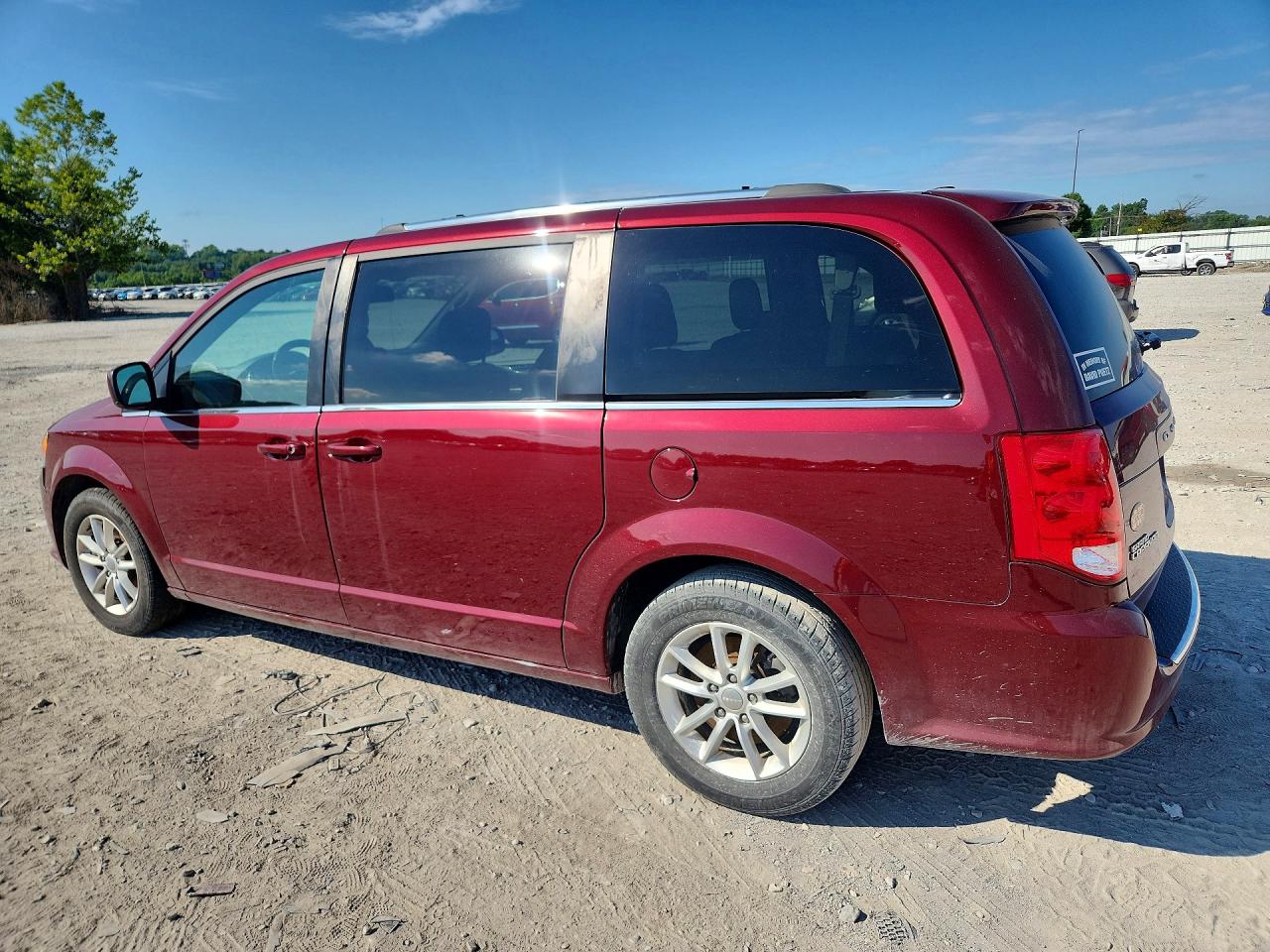 2019 DODGE GRAND CARAVAN SXT — снимка 2