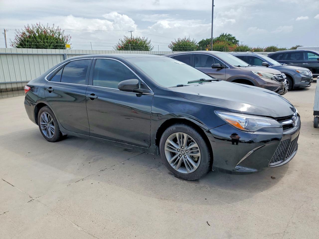 2017 TOYOTA CAMRY SE — снимка 4