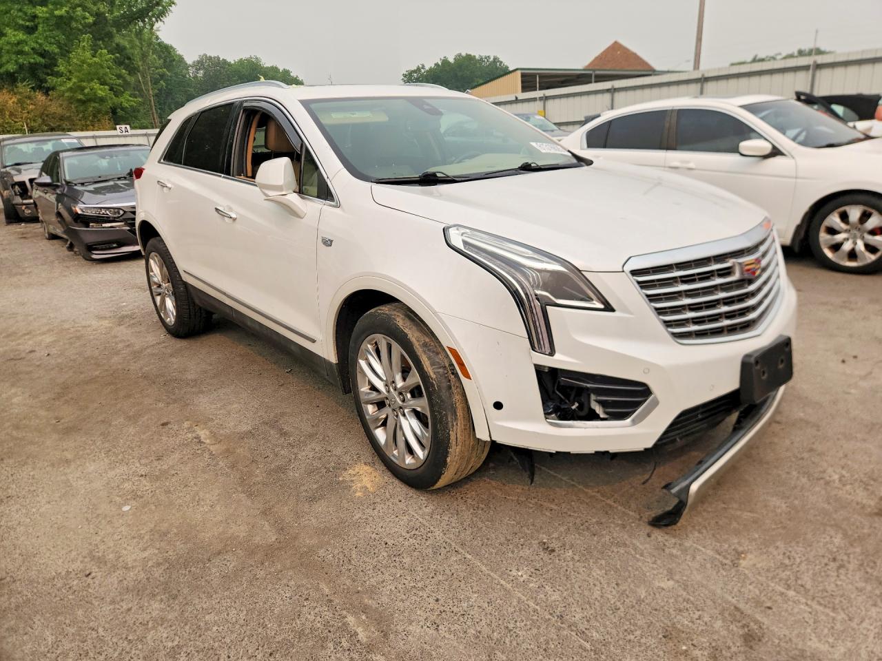 2017 CADILLAC XT5 PLATINUM — снимка 4