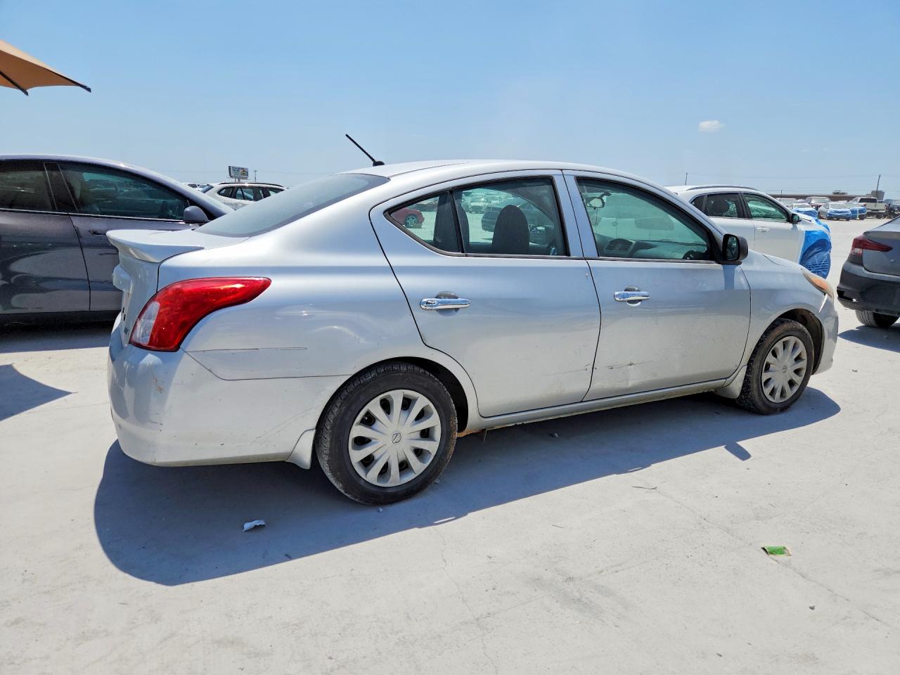 2015 NISSAN VERSA 1.6 S PLUS — снимка 3