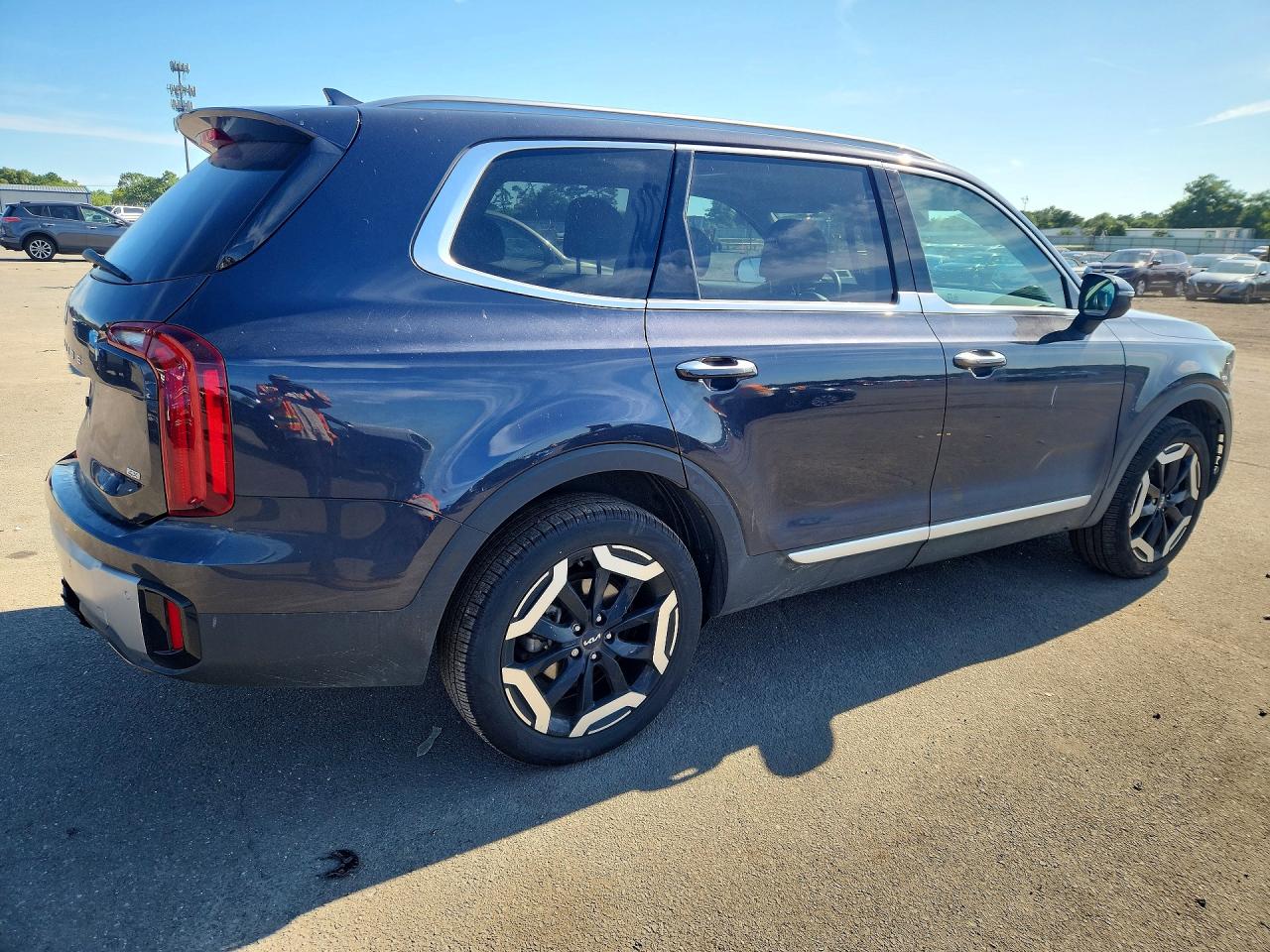 2025 KIA TELLURIDE S — снимка 3