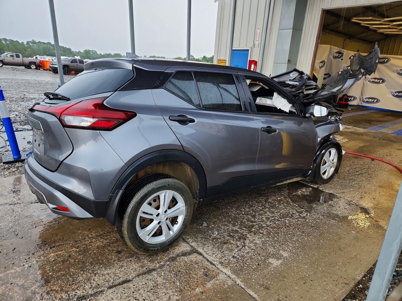 2024 NISSAN KICKS S — снимка 3