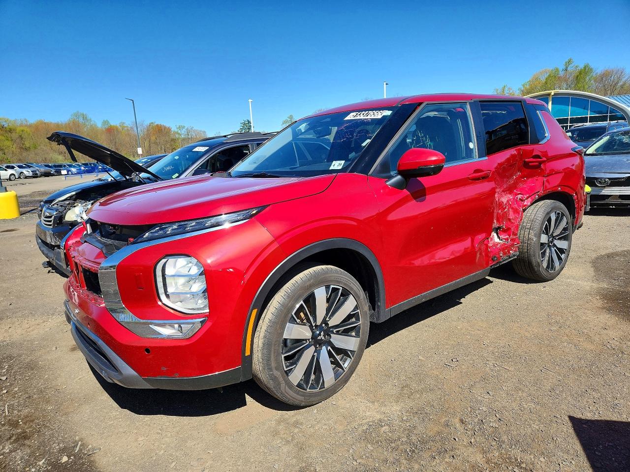 2025 MITSUBISHI OUTLANDER SE
