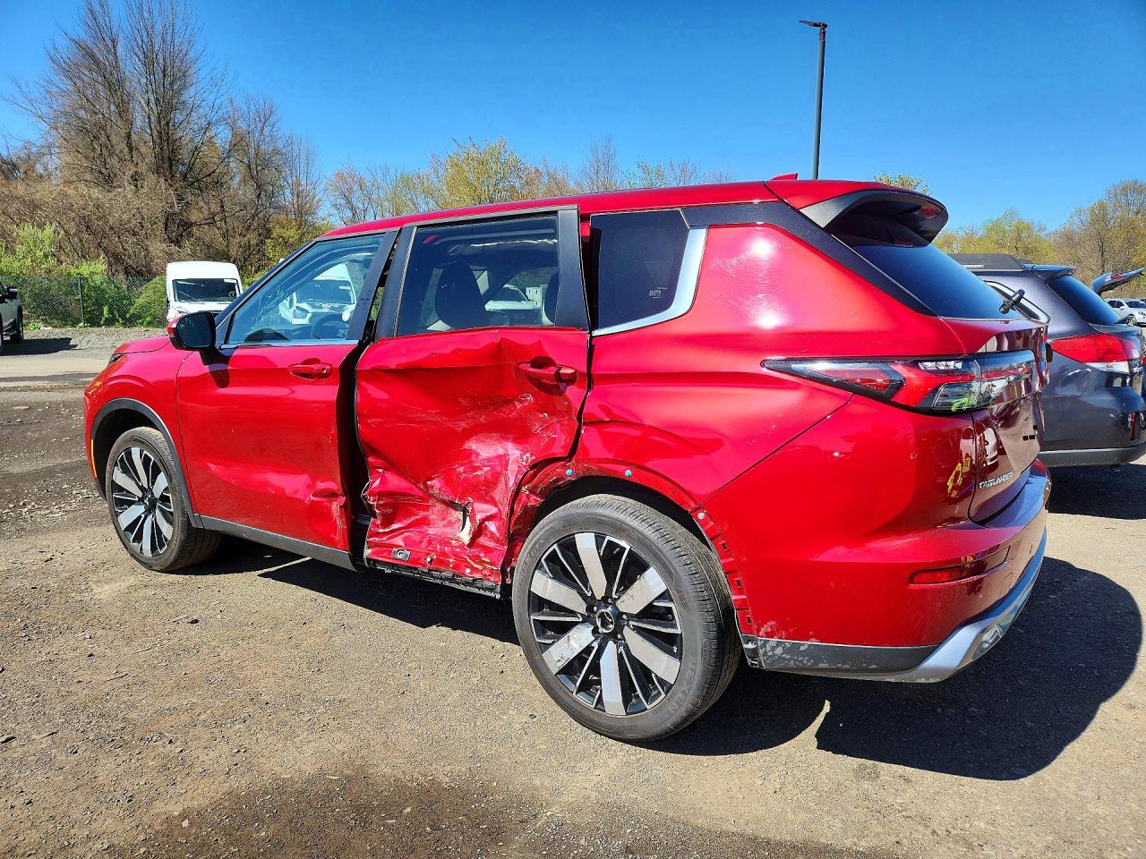 2025 MITSUBISHI OUTLANDER SE — снимка 2