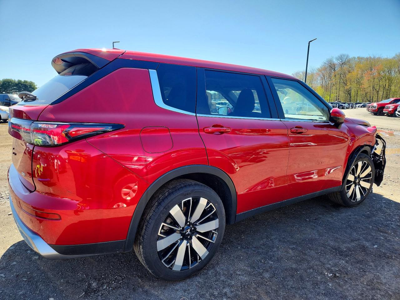 2025 MITSUBISHI OUTLANDER SE — снимка 3