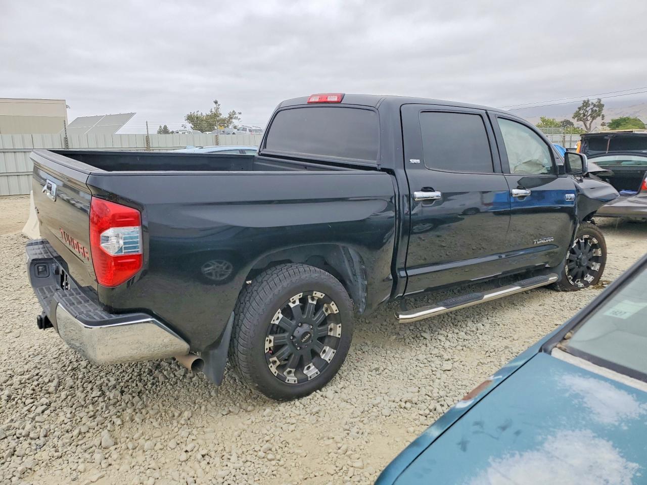 2017 TOYOTA TUNDRA SR5 — снимка 3