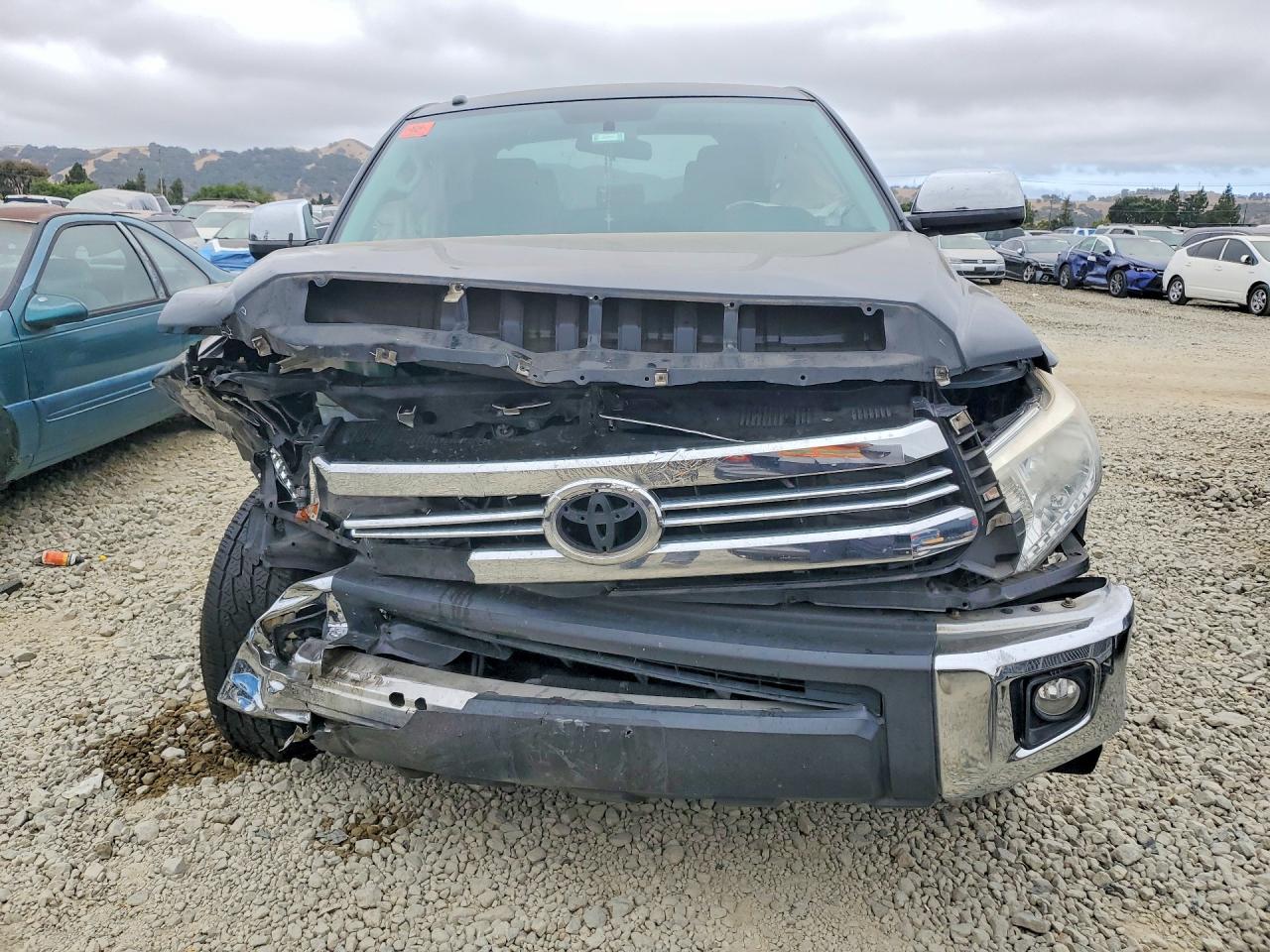 2017 TOYOTA TUNDRA SR5 — снимка 5