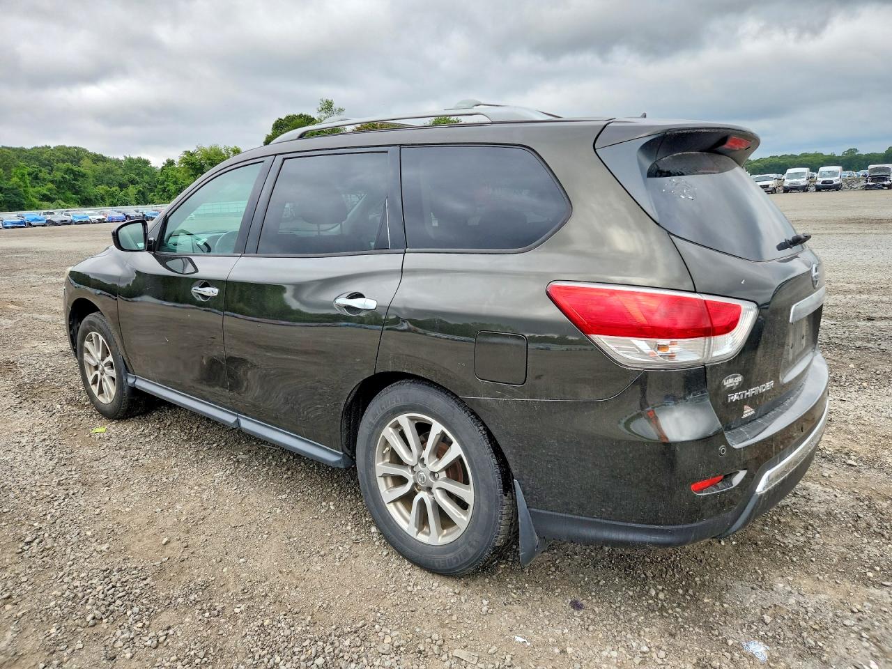 2015 NISSAN PATHFINDER SV — снимка 2