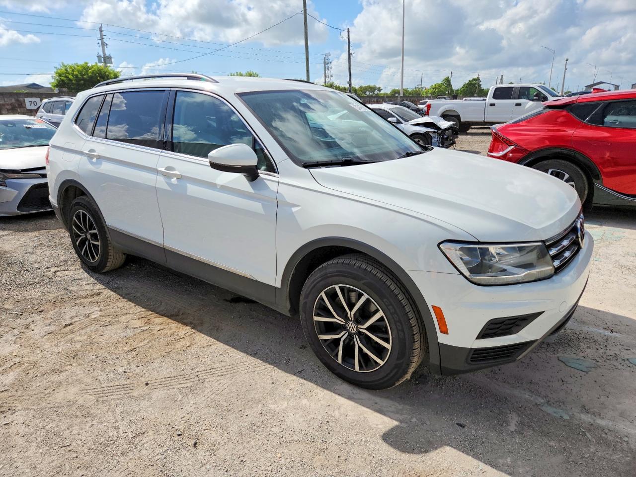 2021 VOLKSWAGEN TIGUAN SE — снимка 4