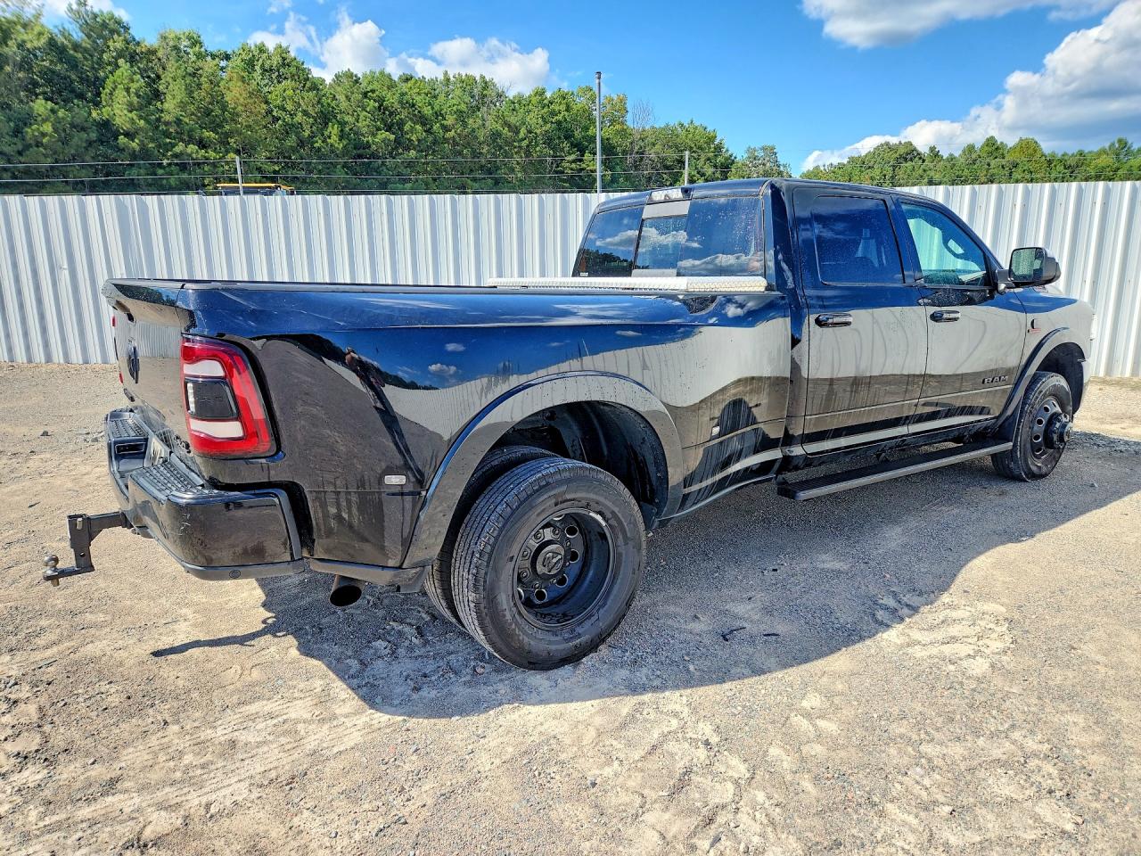 2020 RAM 3500 LARAMIE — снимка 3