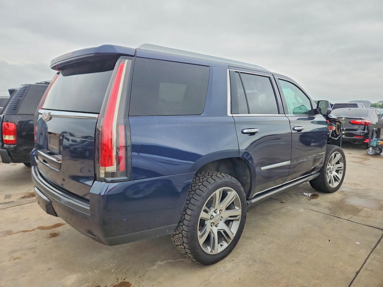 2020 CADILLAC ESCALADE PREMIUM LUXURY — снимка 3