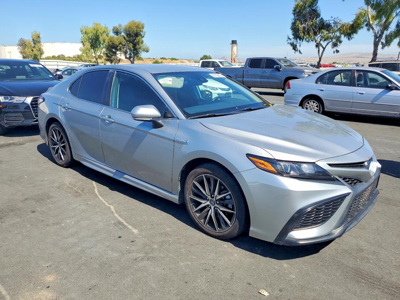 2021 TOYOTA CAMRY SE — снимка 4