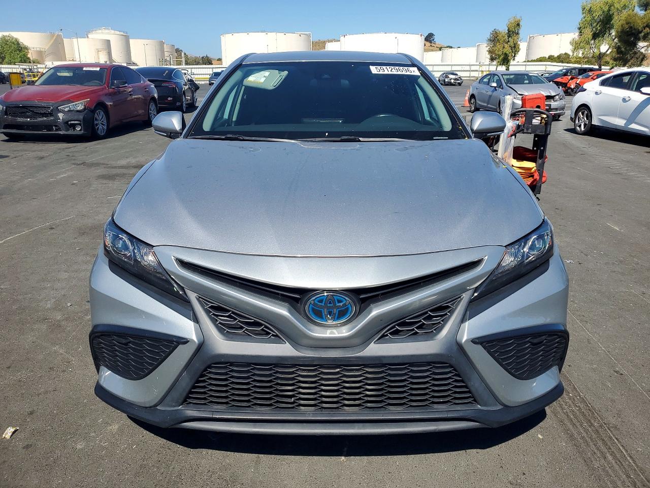 2021 TOYOTA CAMRY SE — снимка 5