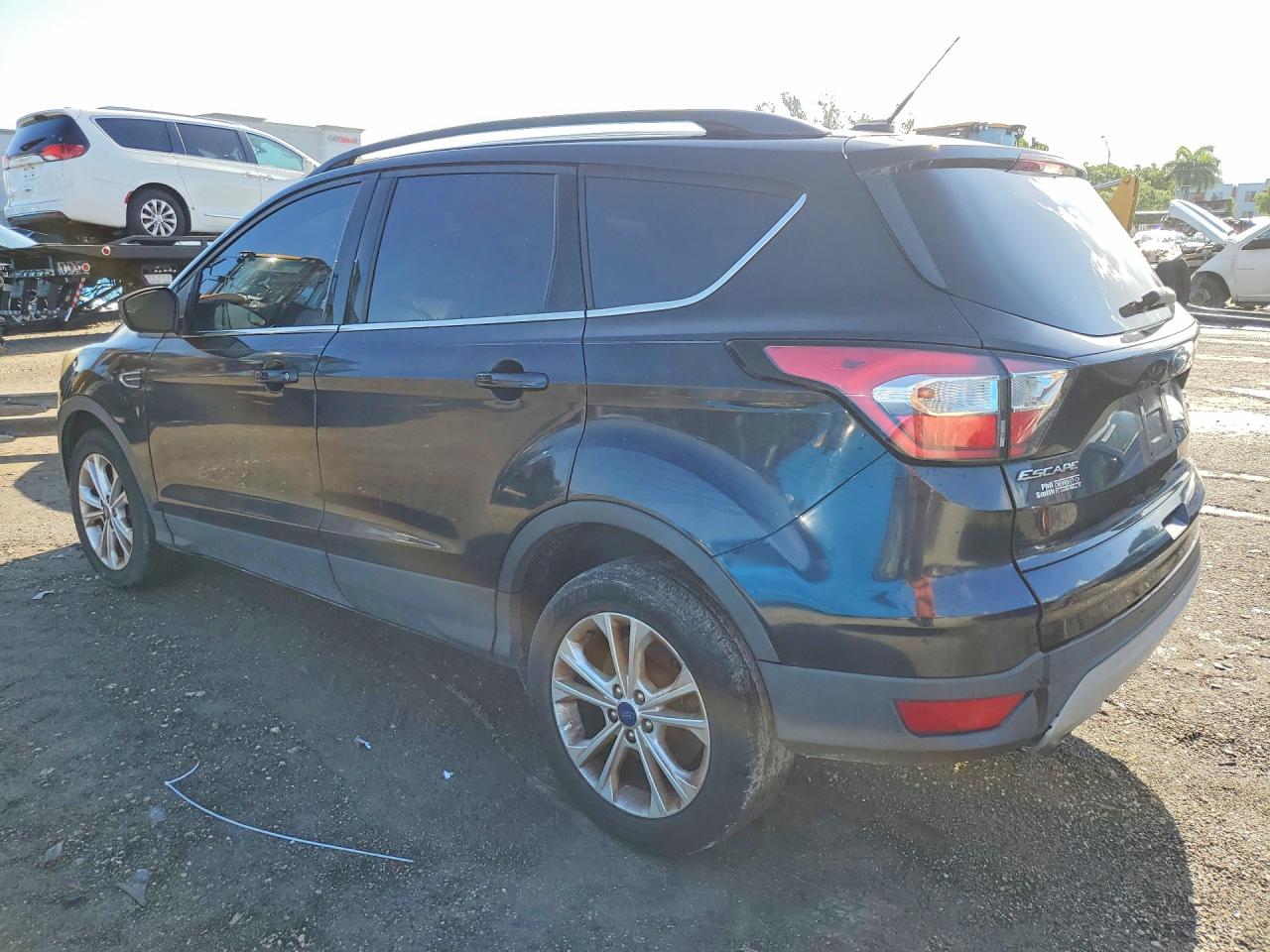 2018 FORD ESCAPE SE — снимка 2