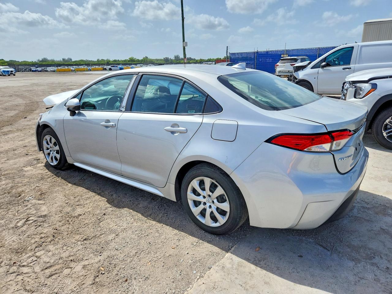 2024 TOYOTA COROLLA LE — снимка 2