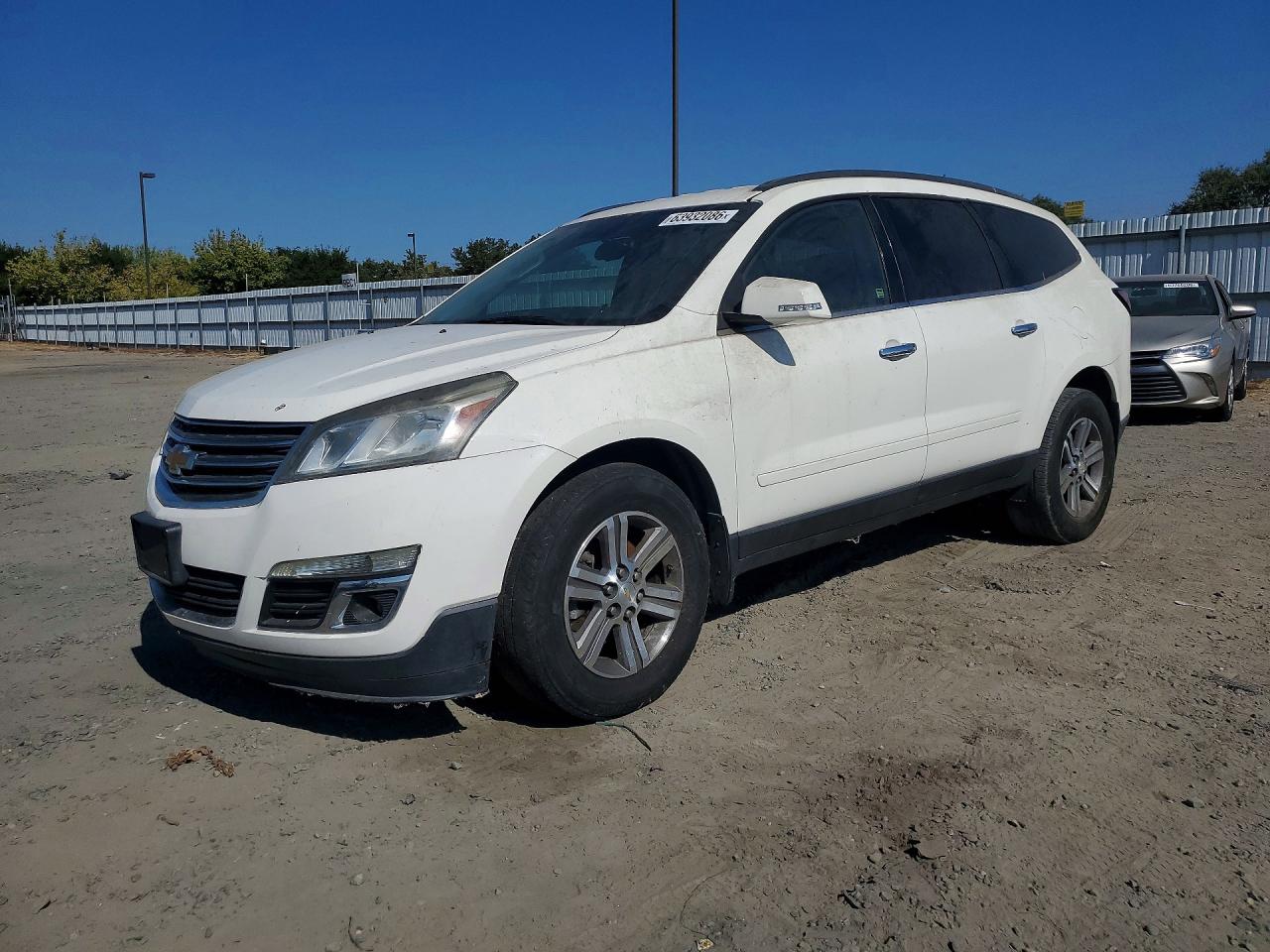 2015 CHEVROLET TRAVERSE LT