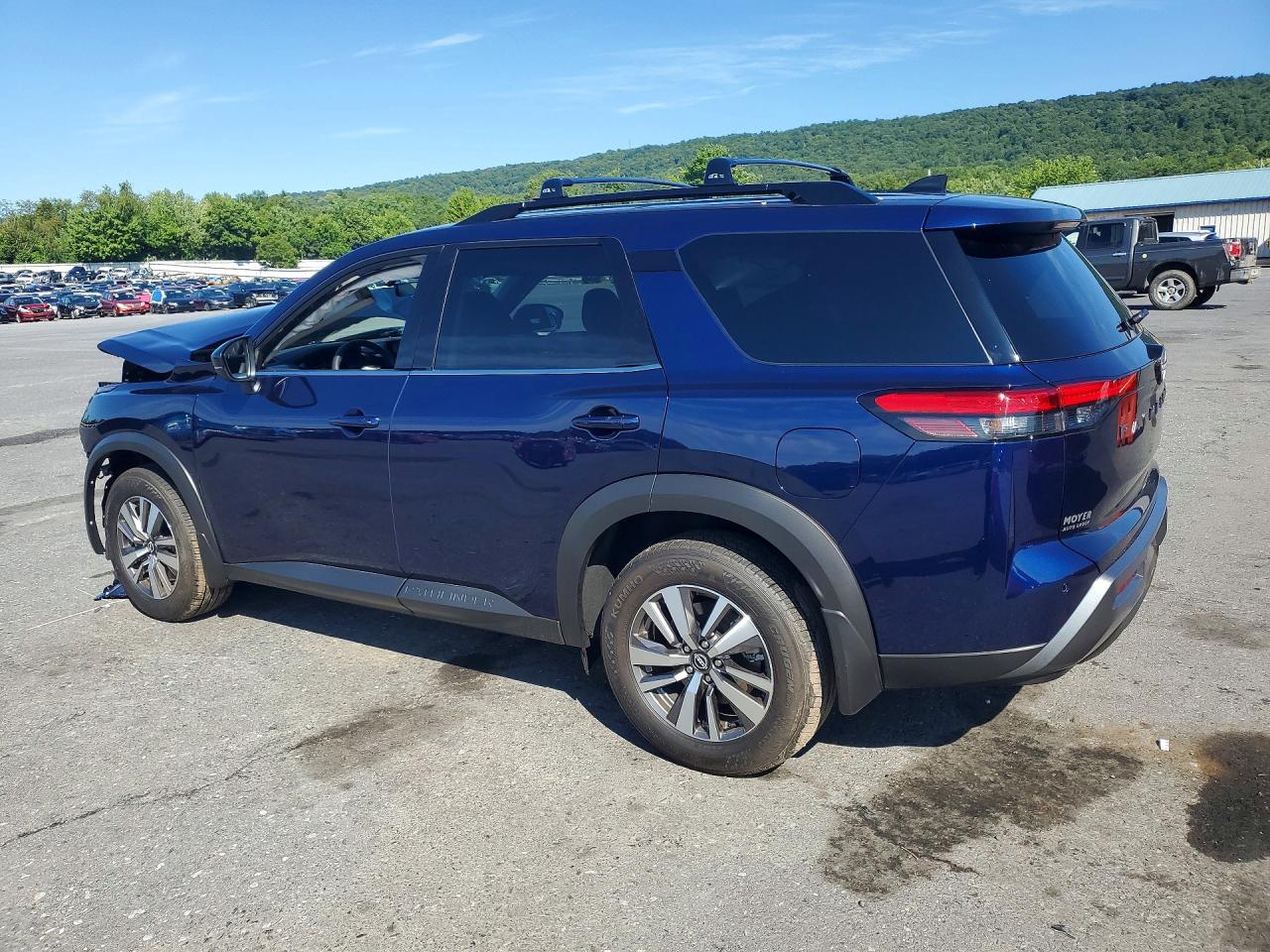 2026 NISSAN PATHFINDER SL — снимка 2