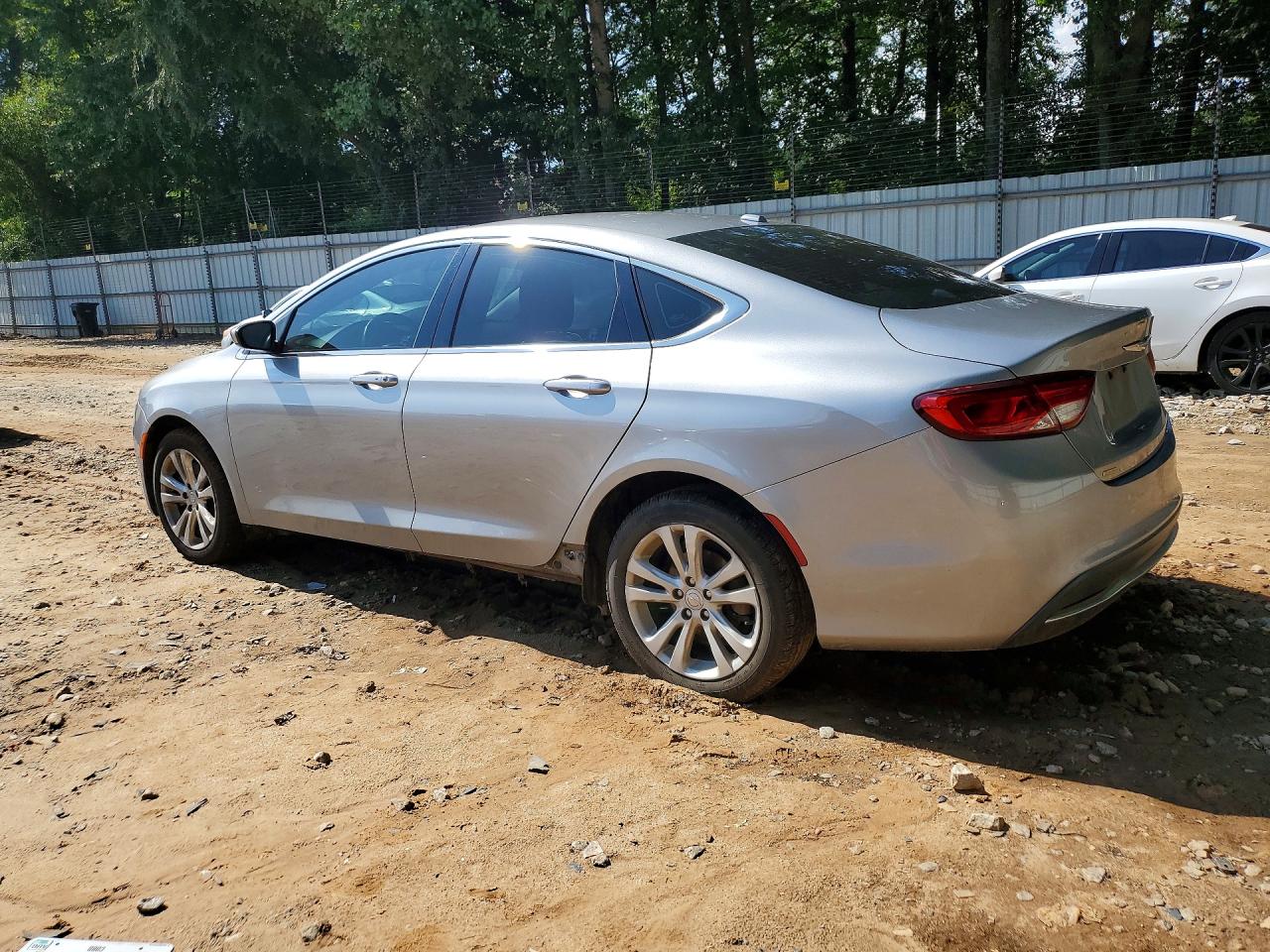 2015 CHRYSLER 200 LIMITED — снимка 2