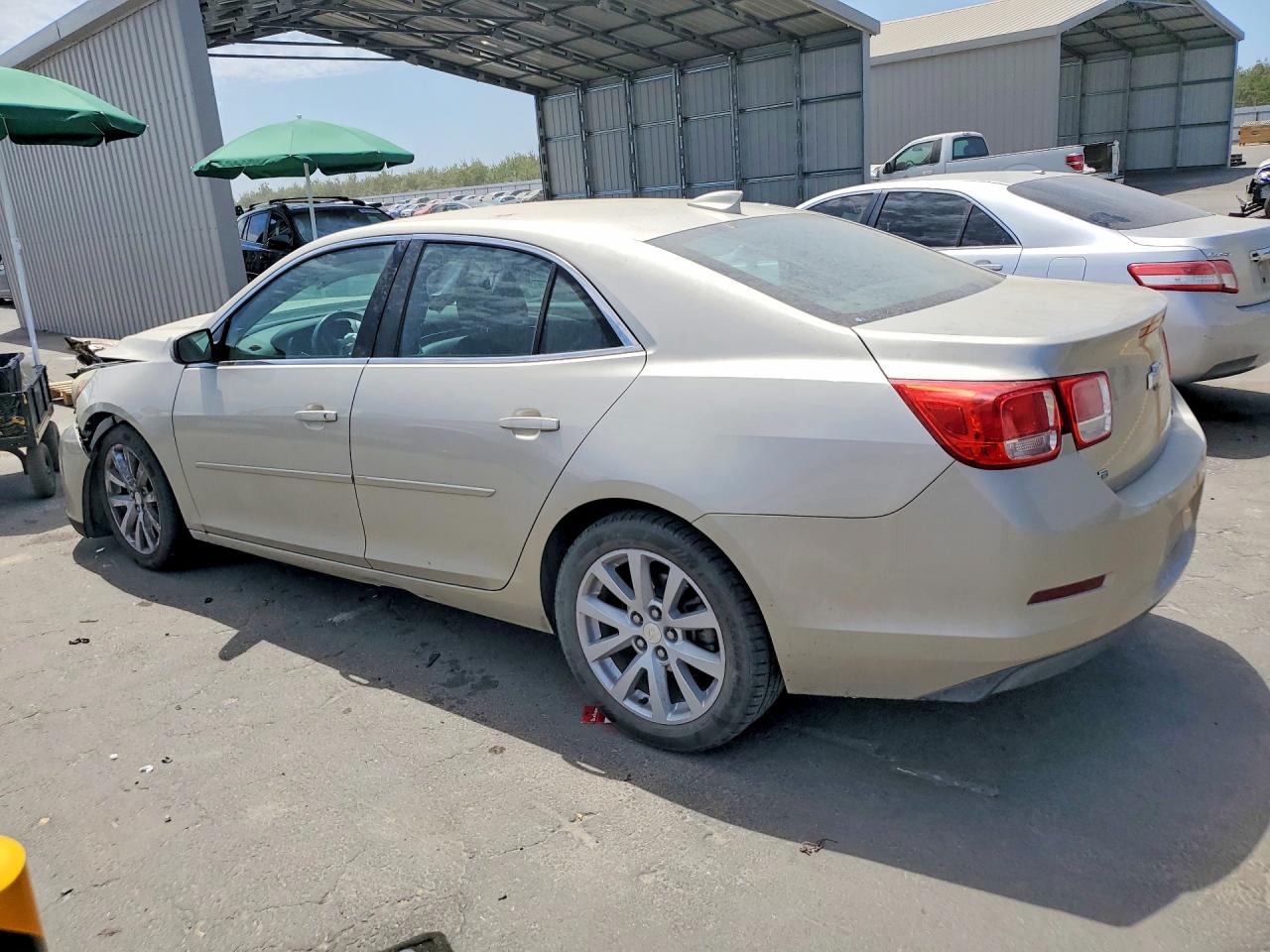 2015 CHEVROLET MALIBU 2LT — снимка 2