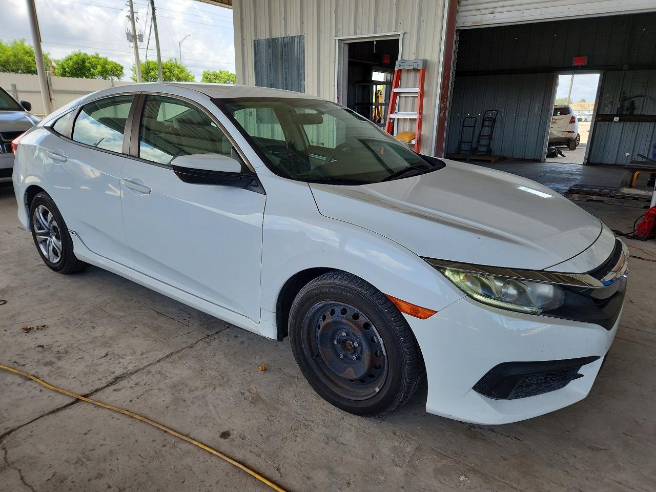 2017 HONDA CIVIC LX — снимка 4