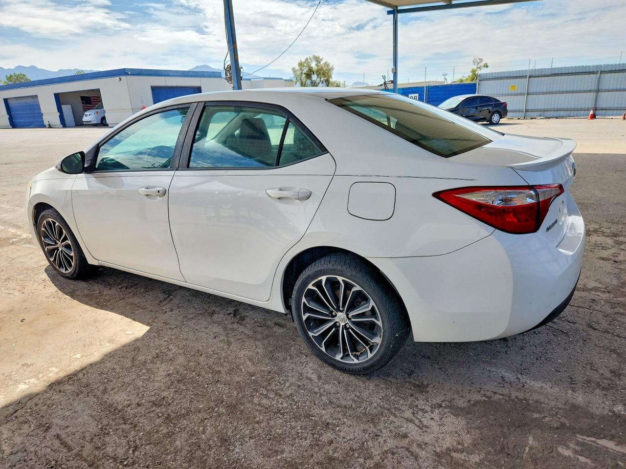 2015 TOYOTA COROLLA S PLUS — снимка 2