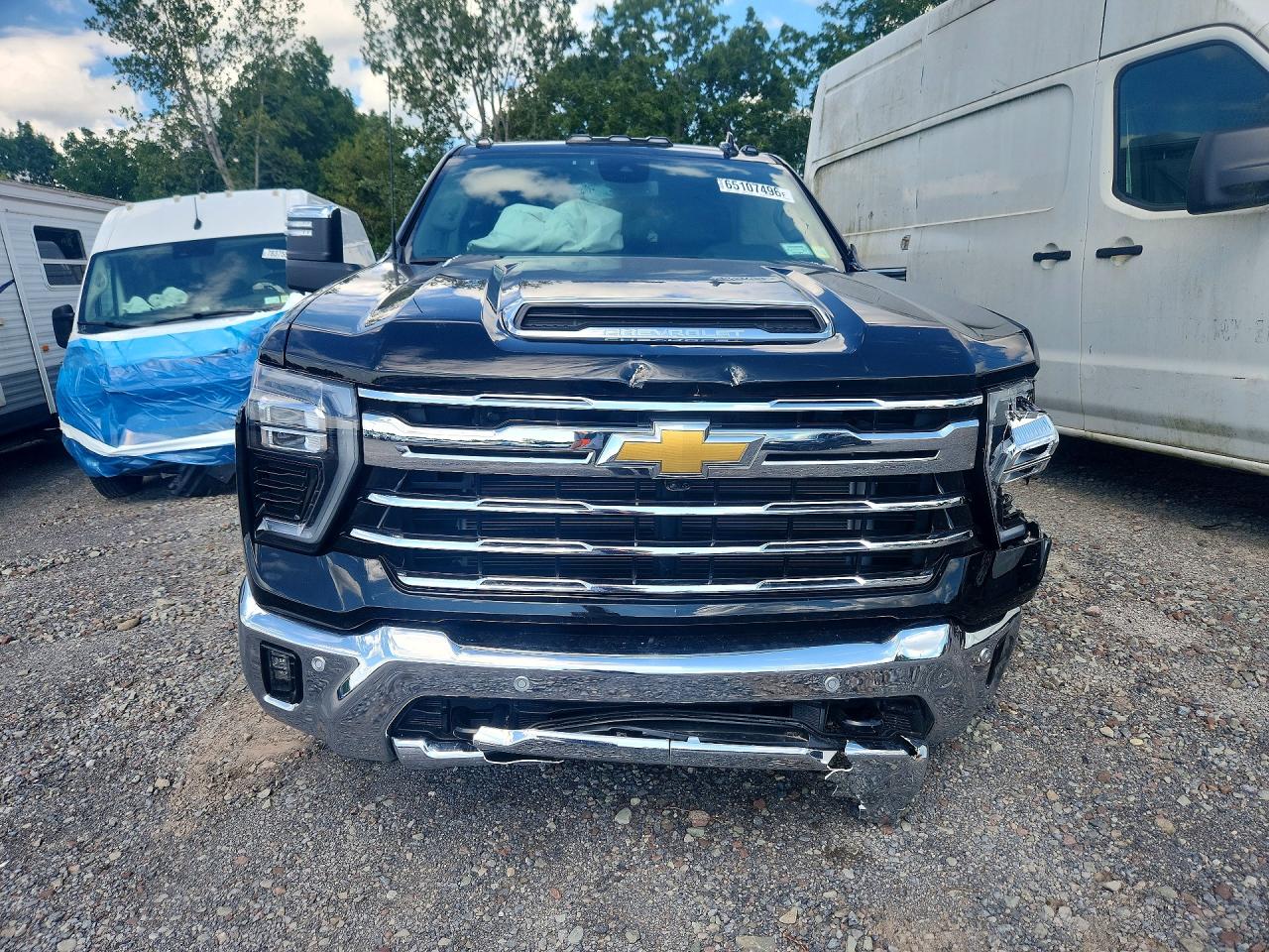 2026 CHEVROLET SILVERADO K3500 LTZ — снимка 5