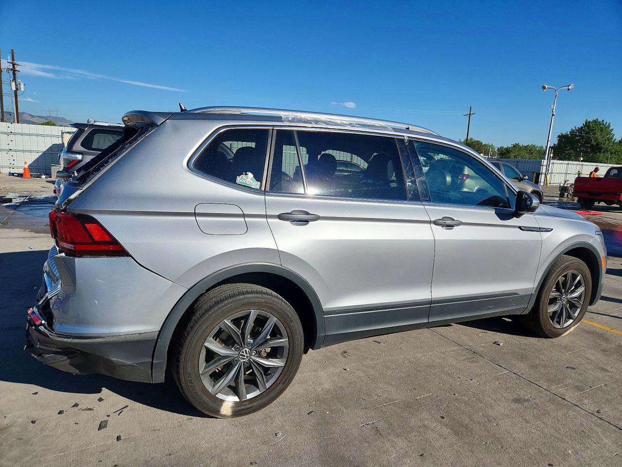 2022 VOLKSWAGEN TIGUAN SE — снимка 3