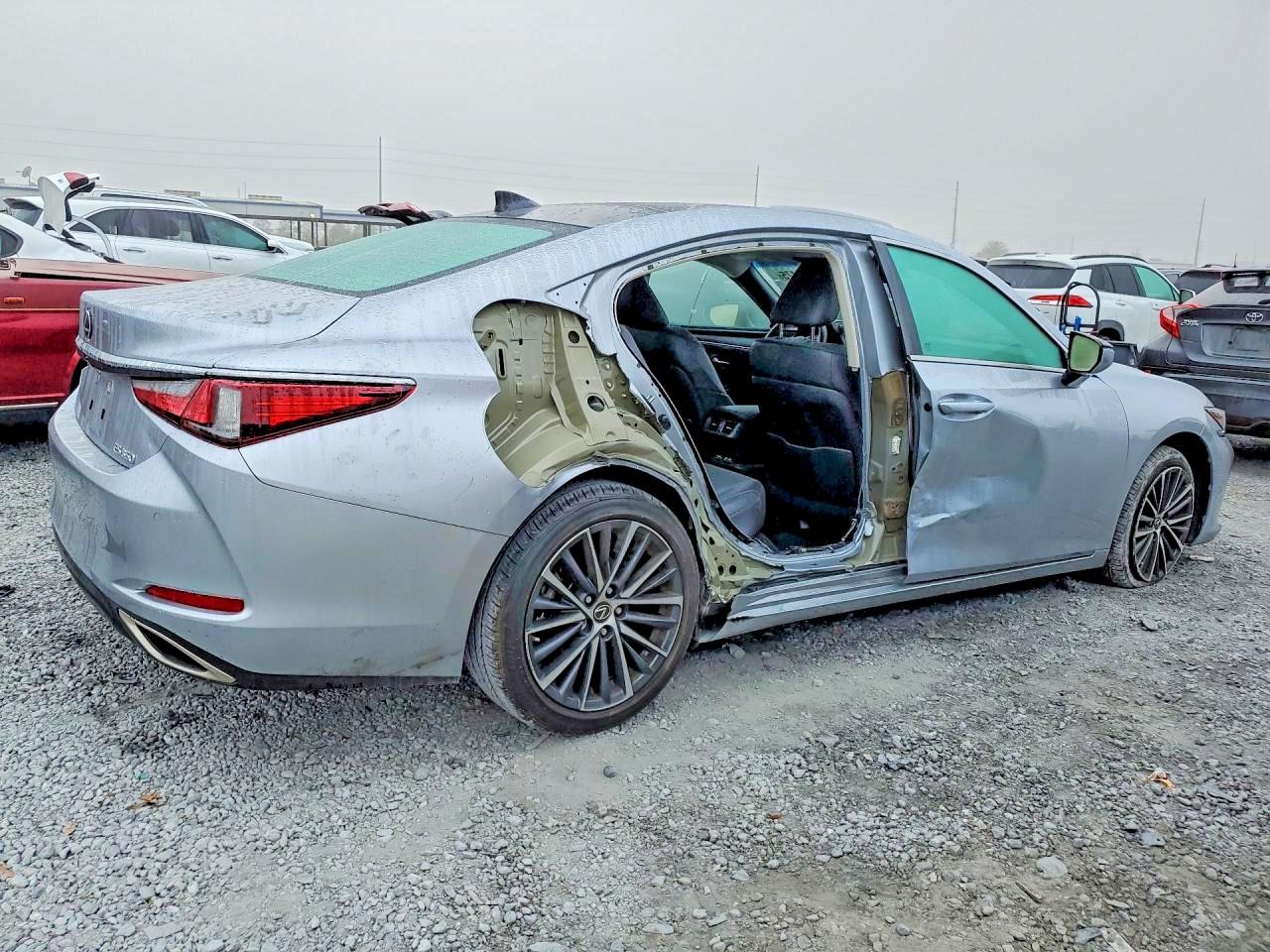 2022 LEXUS ES 350 — снимка 3