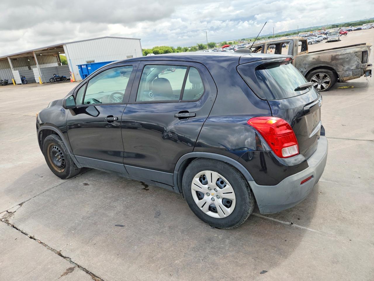 2016 CHEVROLET TRAX LS — снимка 2