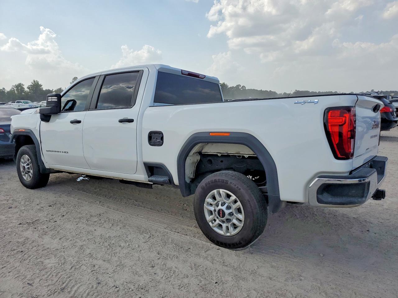 2025 GMC SIERRA K2500 HEAVY DUTY — снимка 2