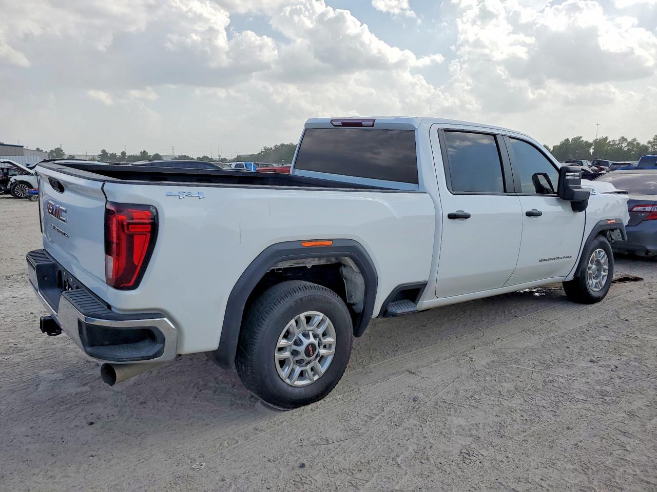 2025 GMC SIERRA K2500 HEAVY DUTY — снимка 3