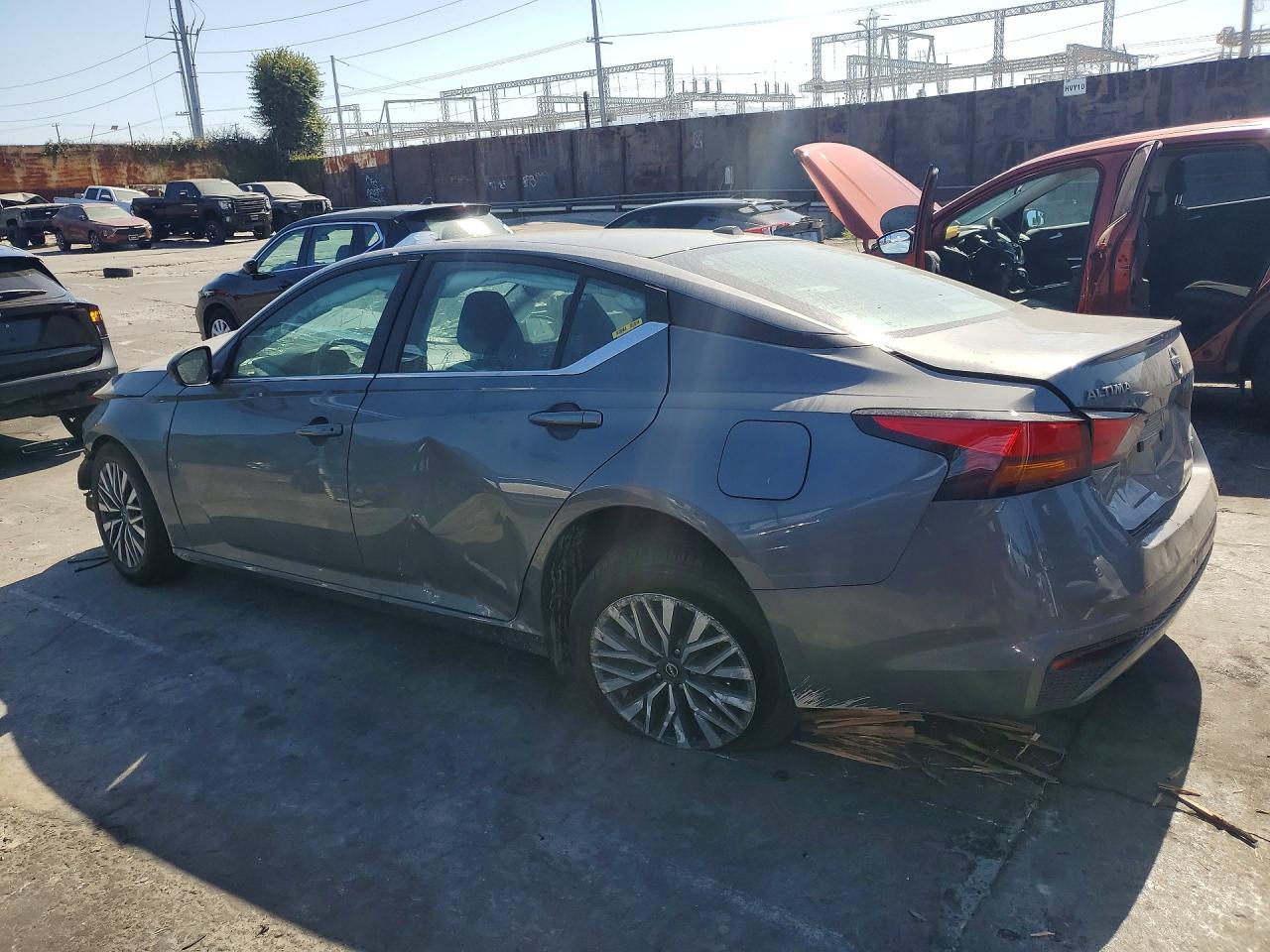 2026 NISSAN ALTIMA SV — снимка 2