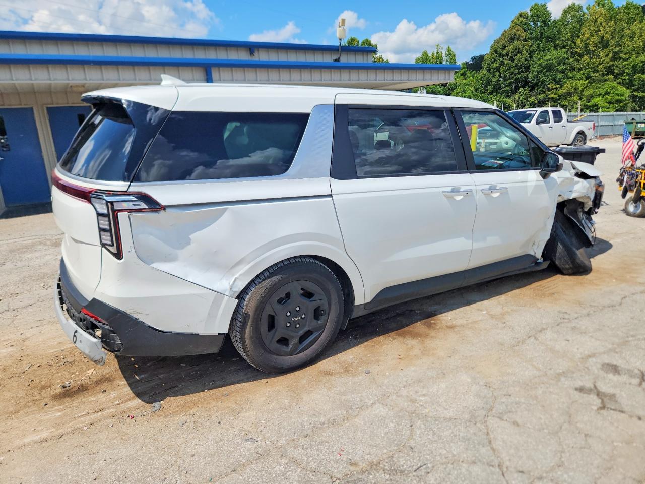2025 KIA CARNIVAL LXS — снимка 3