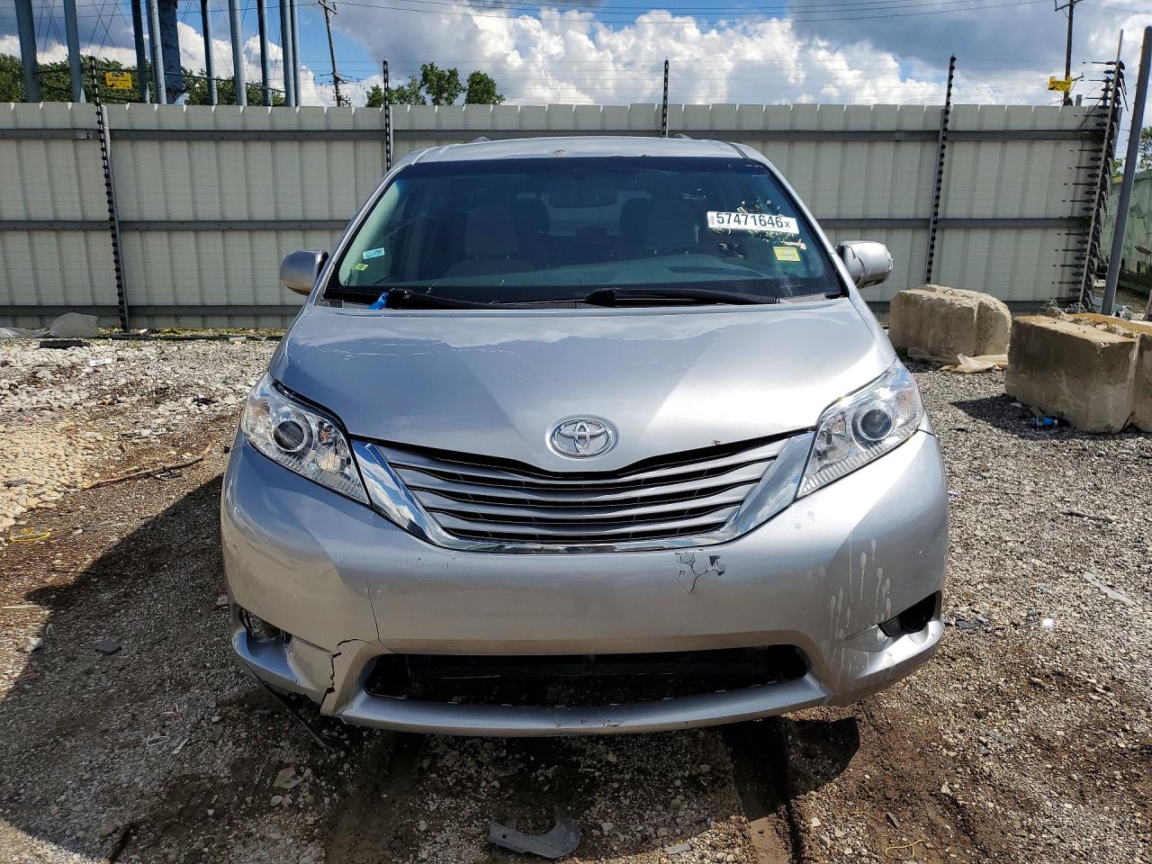 2016 TOYOTA SIENNA LE — снимка 5