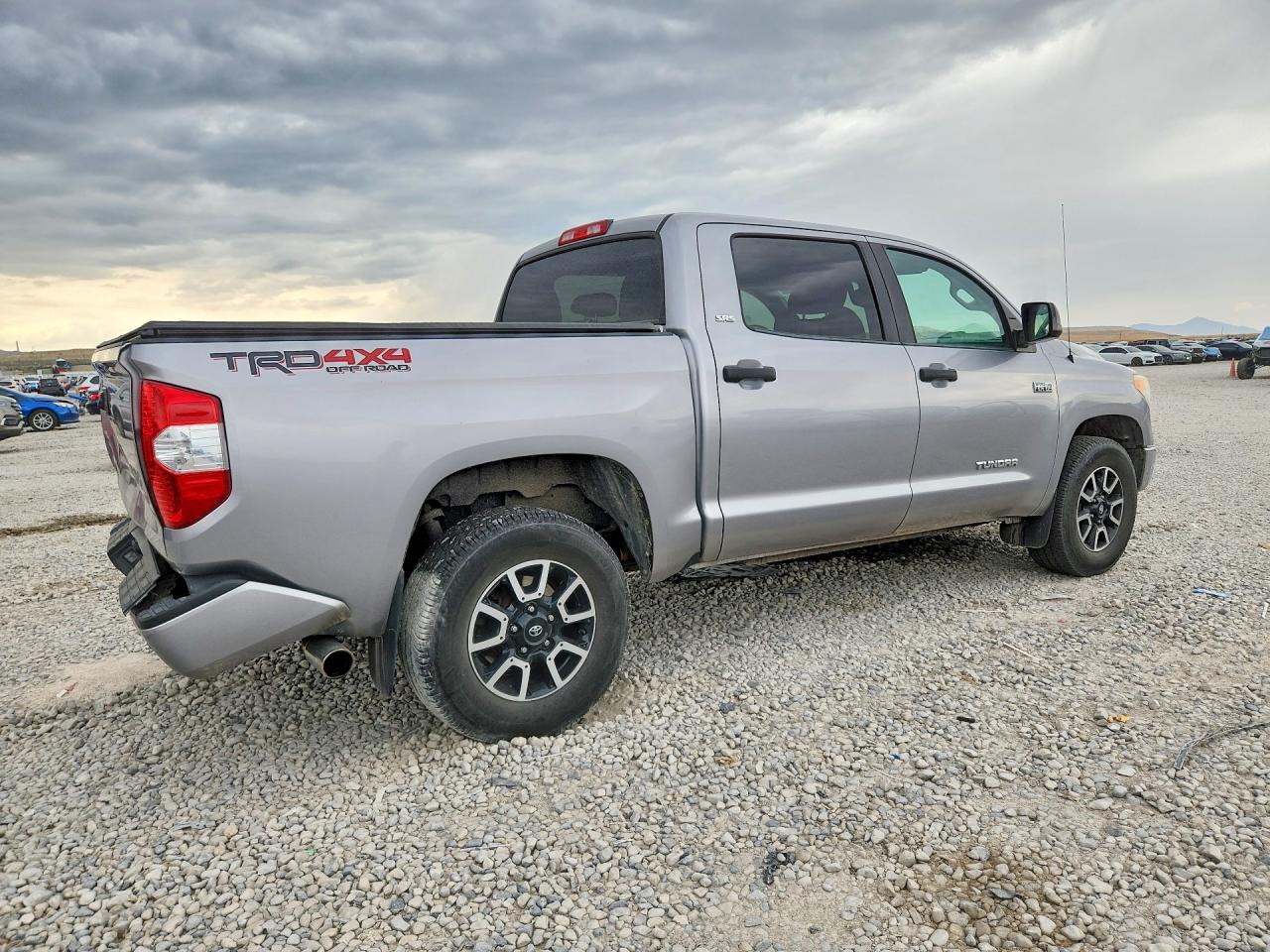 2017 TOYOTA TUNDRA SR5 — снимка 3