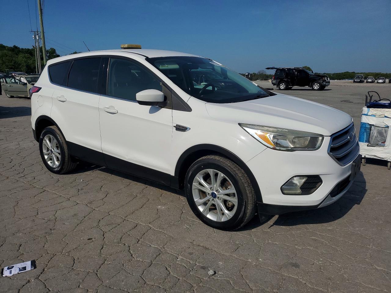2017 FORD ESCAPE SE — снимка 4