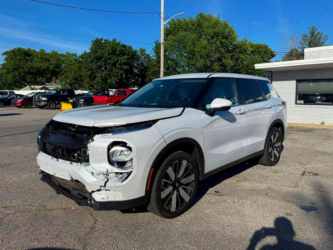 2025 MITSUBISHI OUTLANDER SE/DIAMOND TRAIL EDITION — снимка 2