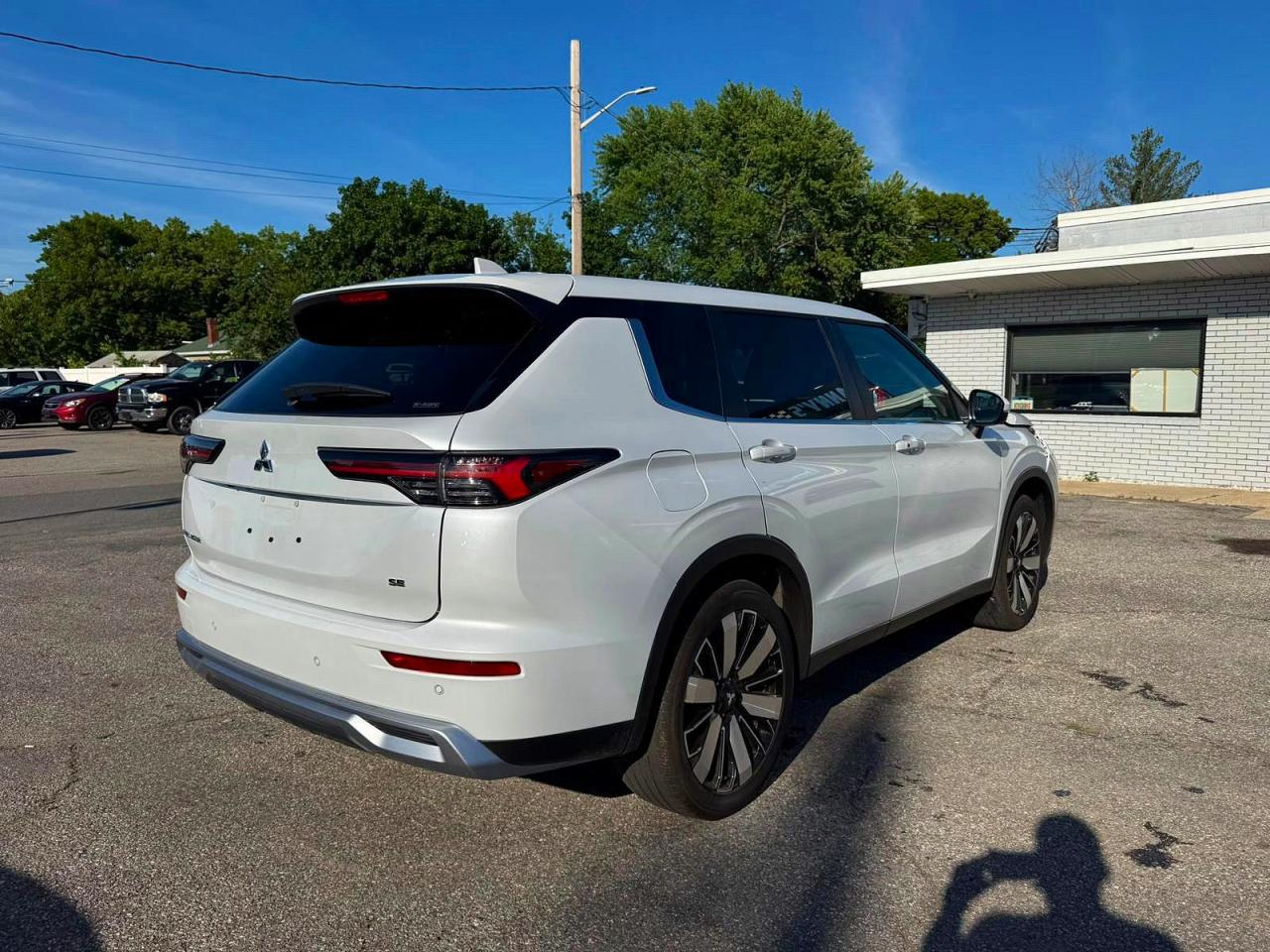 2025 MITSUBISHI OUTLANDER SE/DIAMOND TRAIL EDITION — снимка 4