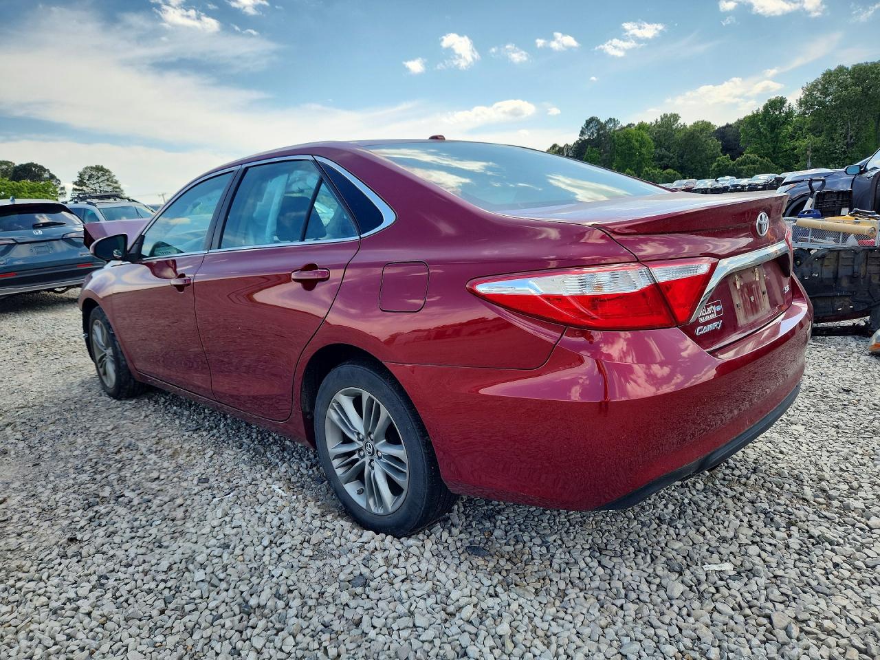 2016 TOYOTA CAMRY SE — снимка 2