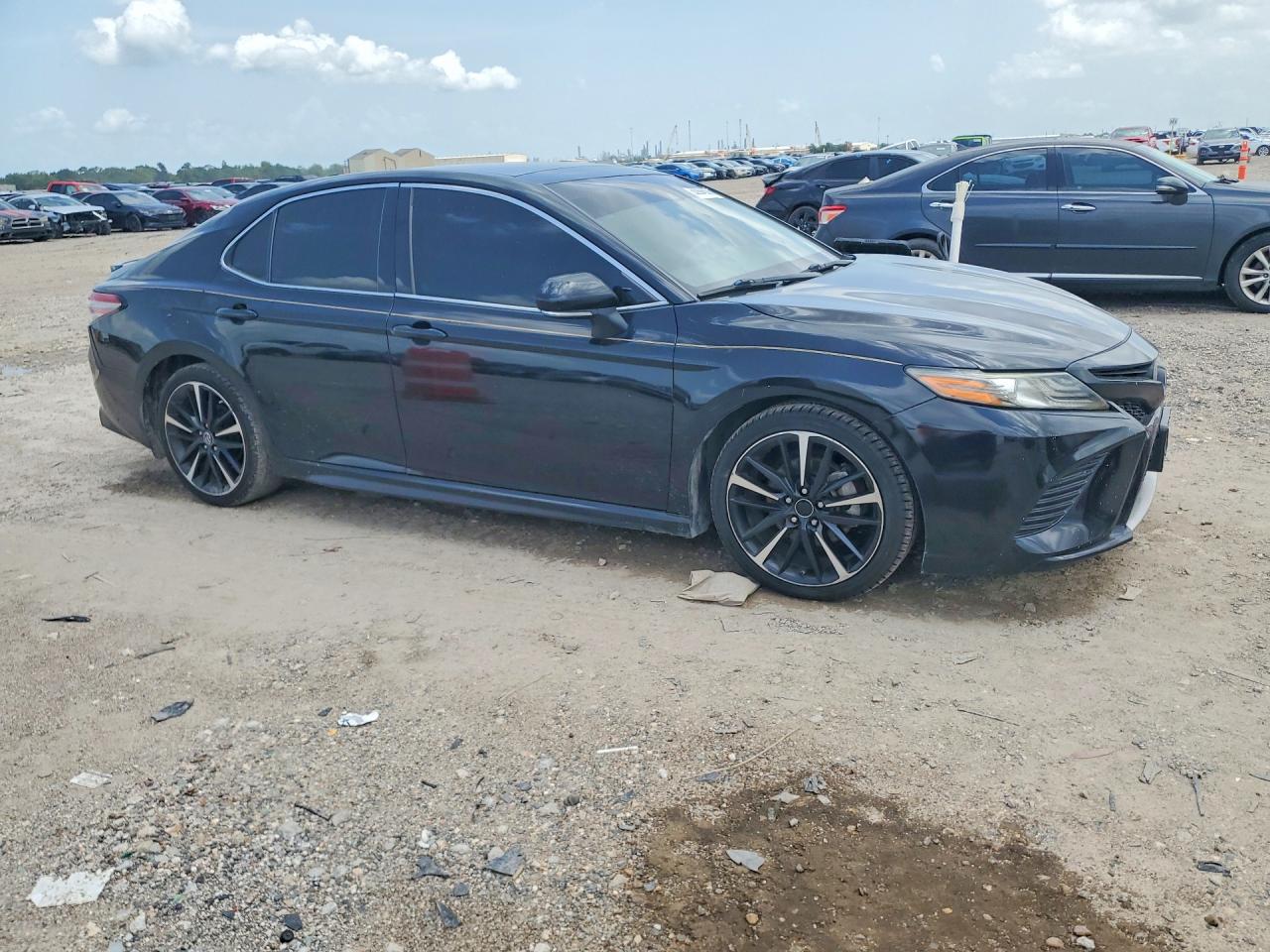 2019 TOYOTA CAMRY XSE — снимка 4