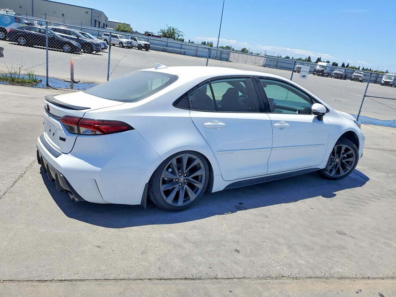 2024 TOYOTA COROLLA XSE — снимка 3