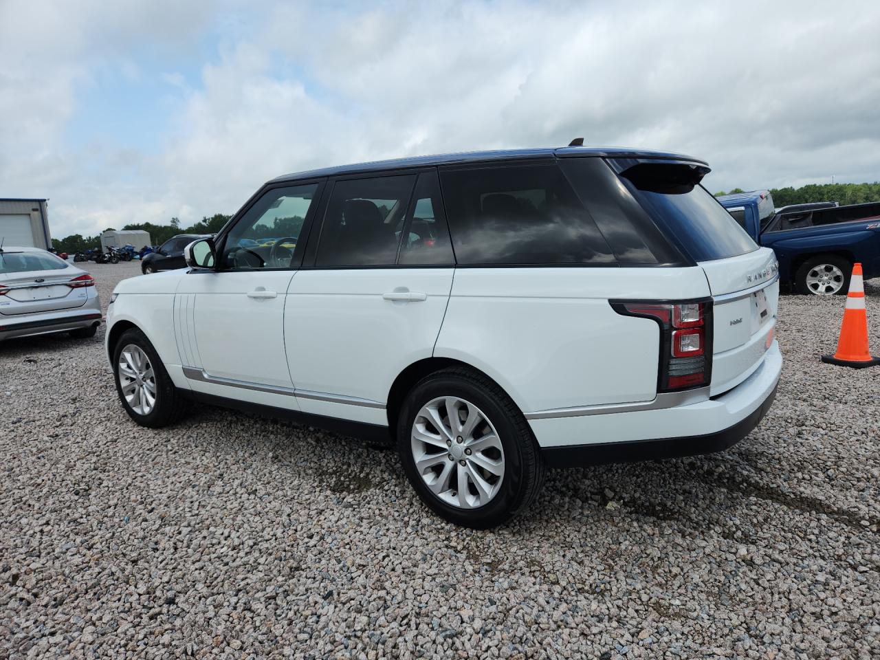 2016 LAND ROVER RANGE ROVER HSE — снимка 2