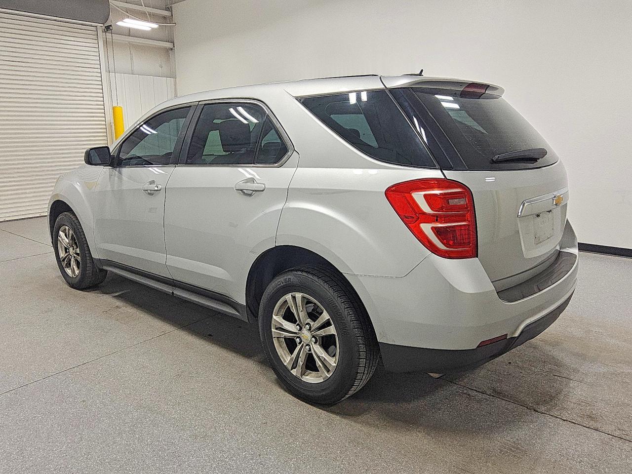 2017 CHEVROLET EQUINOX LS — снимка 2